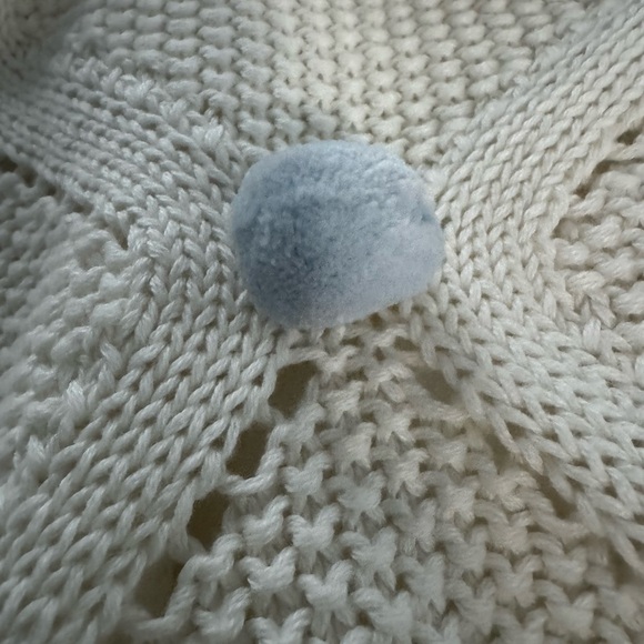 Mud Pie Ivory Knit Blue Pom pom baby blanket - Picture 4 of 5